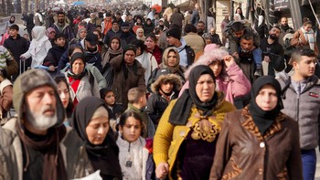 FOTO: Bentrokan Pecah di Aleppo, Ribuan Warga Suriah Dievakuasi