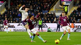 Sesko Diremehkan Usai Cetak Dua Gol di Burnley vs MU
