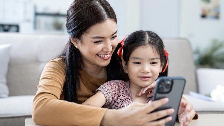 Cara Sederhana Ubah Kebiasaan Screentime Anak di Rumah