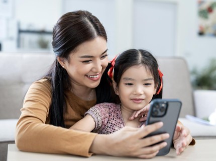 7 Cara Sederhana Ubah Kebiasaan Screen Time Anak di Rumah, Sudah Lakukan Bun?