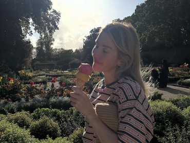 Ellie Goulding Rayakan Penghargaan MBE Dengan Puji Peran Perempuan di Perlindugan Iklim