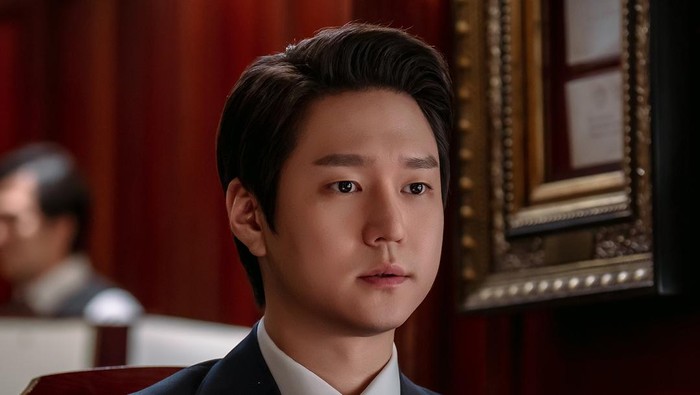 Jadi CEO yang Perfeksionis, Simak Cerita Go Kyung Pyo Tentang Perannya di Undercover Miss Hong