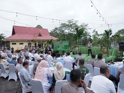 Momen Pidato Kapolda Riau Sampaikan Pesan Presiden Disambut Kicauan Burung