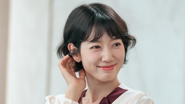 Intip Cerita Park Shin Hye Tentang Drama Terbarunya, Undercover Miss Hong