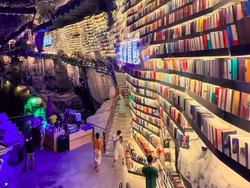 China Hadirkan Perpustakaan Unik di Dalam Gua Raksasa