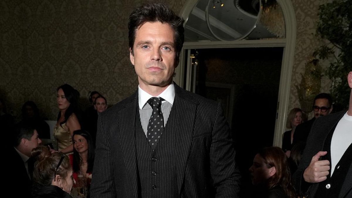 Sebastian Stan Dirumorkan Jadi Harvey Dent dalam The Batman Part II