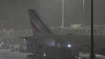 Ratusan Penerbangan di Eropa Dibekukan Imbas Badai Salju