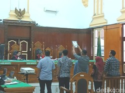 Bendahara UPTD Dinas PUPR Terima Uang dari Kirun Sejak 2023, Disuruh Atasan