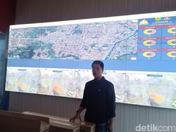 Petugas Damkar Bogor Bakal Dipasangi Kamera Pantau Penanganan Kebakaran