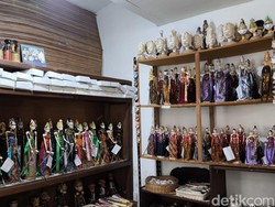 Galeri Ruhiyat dan Jejak Pelestarian Wayang Golek di Jantung Bandung