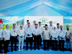Sumut Surplus Beras, Bobby Nasution Dapat Satyalencana Wira Karya dari Prabowo