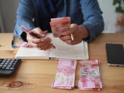 Kenaikan Gaji PNS di Tangan Purbaya