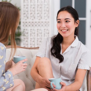 5 Kalimat yang Diucap Orang Sopan saat Berbincang, Bikin Makin Disukai