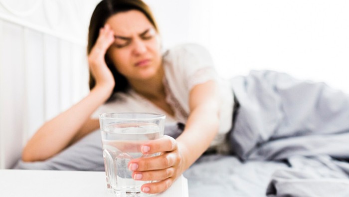 4 Minuman Alami yang Bantu Meredakan Sakit Kepala, Mudah Dibuat di Rumah!