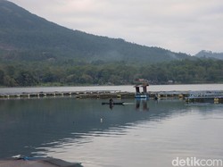 Pemkab Bangli Tunggu Instruksi soal Penertiban Keramba Apung di Danau Batur