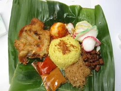 Surga Kuliner! Ini 7 Tempat Makan Enak di Sumur Batu Kemayoran