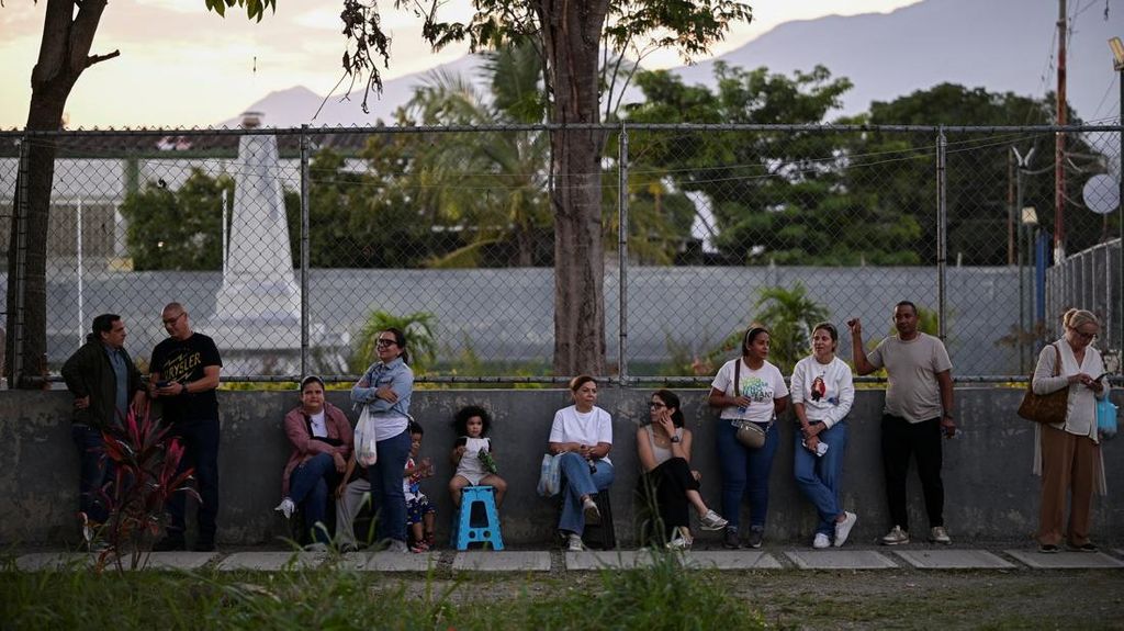 Maduro Dipenjara, Venezuela Menanti Lebih Banyak Tahanan Politik Bebas