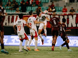 Hujan Kartu Warnai Laga PSM Makassar Vs Bali United