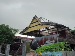 Rumah Rusak Akibat Angin Kencang di Palanro Barru Bertambah Jadi 25 Unit