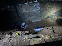 2 Mobil Terperosok ke Jurang 20 Meter Imbas Longsor di Colo Kudus