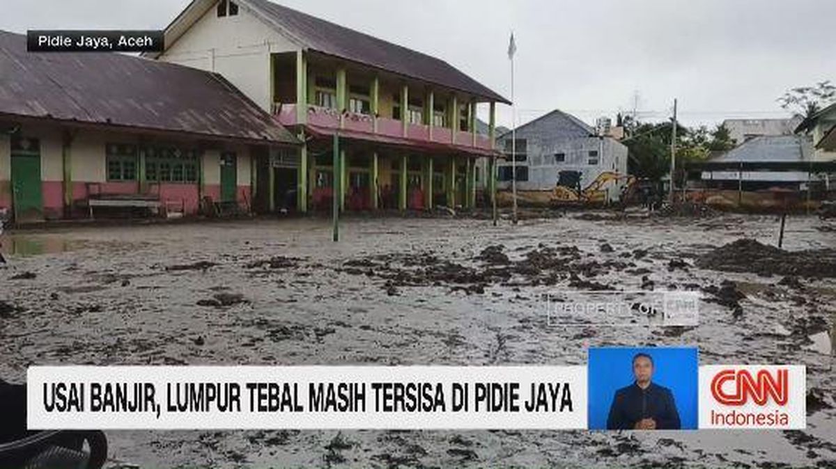 VIDEO: Usai Banjir, Lumpur Tebal Masih Tersisa Di Pidie Jaya