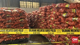 Bareskrim Polri Ungkap Penyelundupan Bawang Ilegal Asal Malaysia