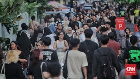FOTO: Hiruk Pikuk 'Negara Blok M' di Akhir Pekan