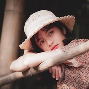 8 Ciri Kepribadian yang Terlihat Lebih Menarik Seiring Bertambahnya Usia