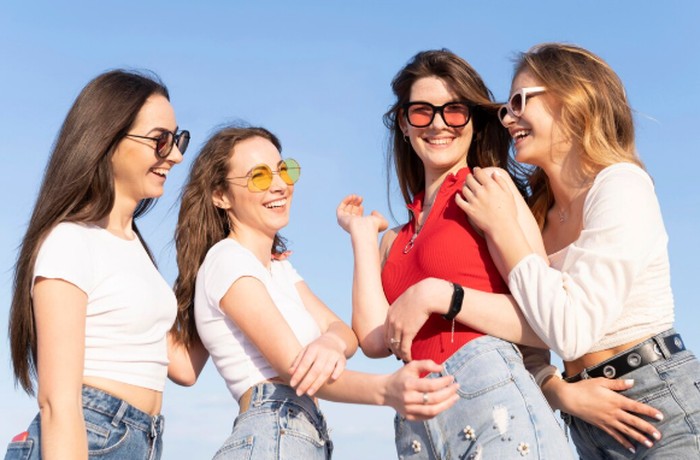 Libra, Scorpio, dan Sagittarius didorong untuk menata fondasi hidup, komunikasi, dan keuangan. Minggu ini cocok untuk membangun kestabilan emosional dan materi./ Foto: freepik.com