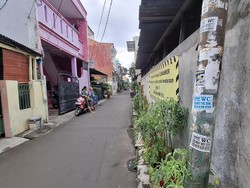 Suara Pukulan Tiang Listrik Tengah Malam Jadi Penanda Wilayah Aman