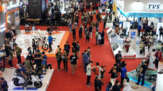 Suasana Indonesia Motorcycle Show (IMoS) 2025.