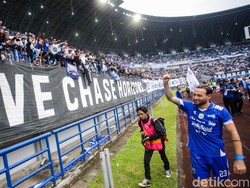 Teratas di Paruh Musim, Persib Bisa Hat-trick Juara Liga?