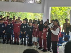 Jelang Peluncuran 166 Sekolah Rakyat, Mensos Kawal Latihan Siswa di Banjarbaru