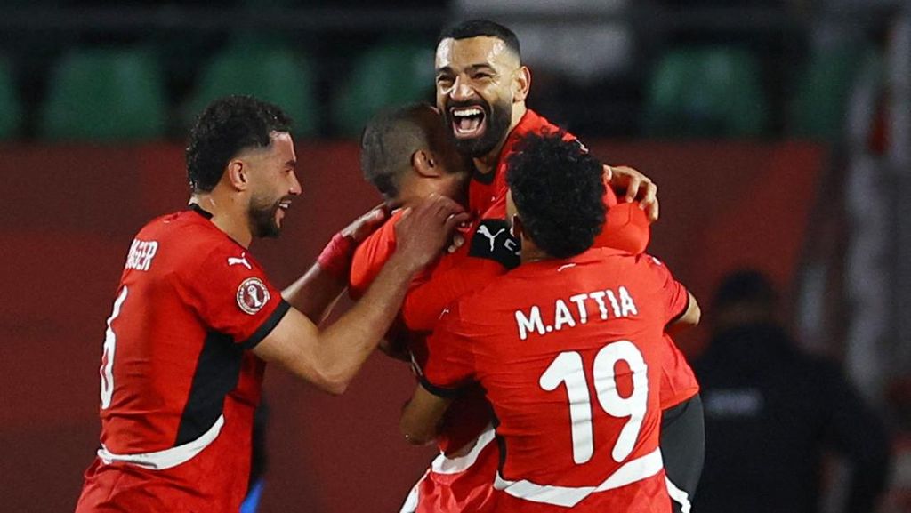 FOTO: Salah Bersinar, Mesir Singkirkan Juara Bertahan Pantai Gading