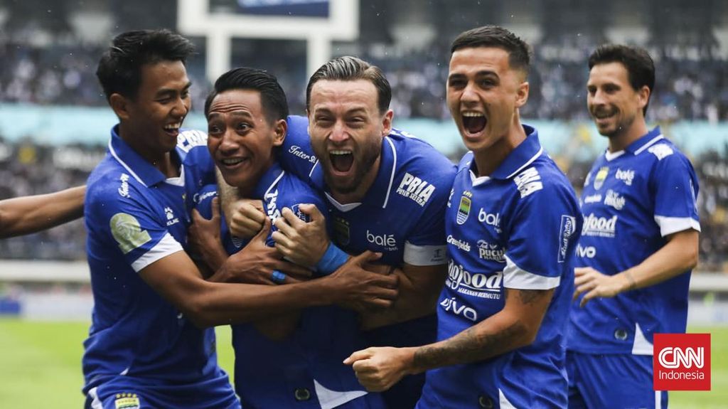 Kebahagiaan Sempurna Persib: Kalahkan Persija, Juara Paruh Musim