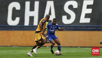 Sorotan Dunia Olahraga CNN Sport : Dirumorkan Balik ke Arema, Thales Lira Pilih Bertahan di Persija