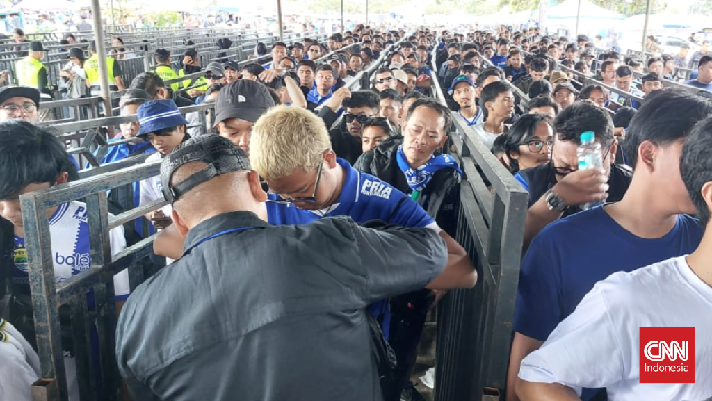 Suasana Terkini Stadion GBLA Jelang Persib vs Persija