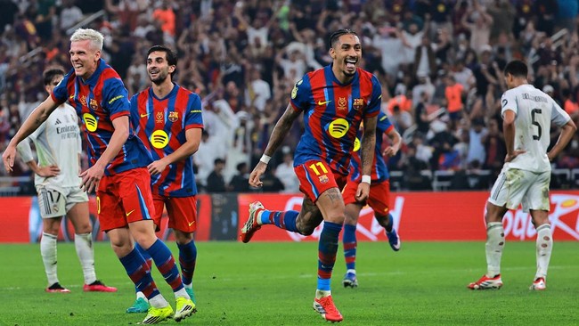 Barcelona berhasil jadi juara Piala Super Spanyol usai mengalahkan Real Madrid dalam laga yang digelar di Jeddah, Senin (12/1) dini hari WIB.