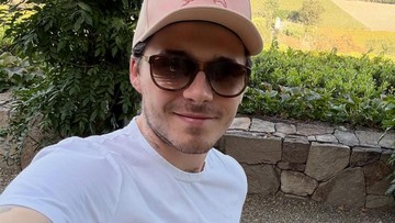 Berita Seputar Selebriti Insertlive Terkini : Sebut Orang Tua Toxic, Brooklyn Bongkar Sifat Asli Victoria Beckham