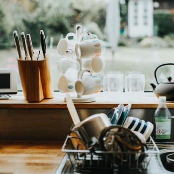 Bisa Jadi Sarang Bakteri! Ini 5 Barang di Rumah yang Wajib Diganti Secara Rutin