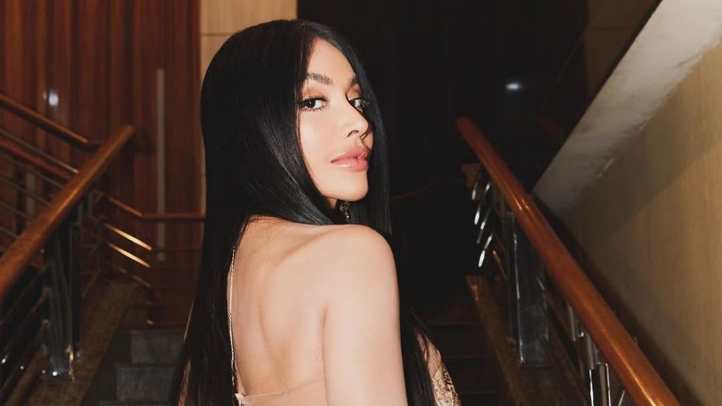 Pengacara Buka Suara soal Status Ressa Rizky Anak Denada