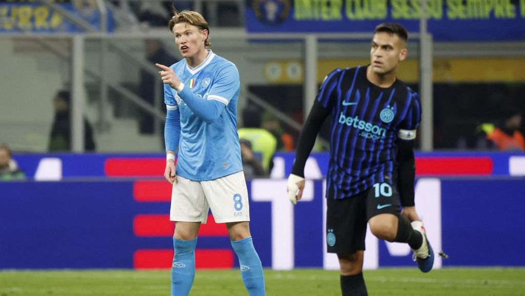 Hasil Liga Italia: Conte Kartu Merah, Napoli Tahan Imbang Inter