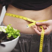 8 Kebiasaan Buruk yang Dapat Menghambat Proses Diet, Bikin Perut Buncit!