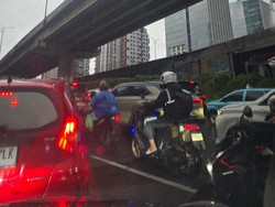 Cerita Pemobil Terjebak Macet 1 Jam di Exit Tol Antasari arah Blok M