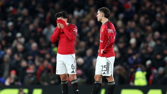 Manchester United tersingkir dari ajang Piala FA setelah kalah dari Brighton & Hove Albion, Senin (12/1) dini hari WIB. Berikut hasil lengkap Piala FA.