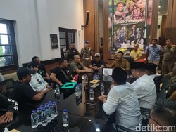 Pemkot Surabaya Ngotot Relokasi, Jagal Pegirian Kukuh Menolak