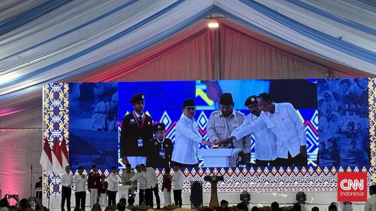 Prabowo Resmikan 166 Sekolah Rakyat