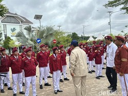 Prabowo Tiba di SRT BBPPKS Banjarbaru, Bakal Resmikan 166 Sekolah Rakyat