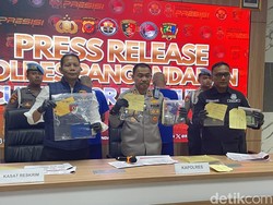 Bak Mimpi di Siang Bolong, Aris Bangun Tidur dengan Tangan Terborgol