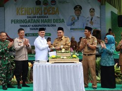 Rangkaian Hari Desa, Dirjen PEID Hadiri Kendurian di Alun-alun Blora